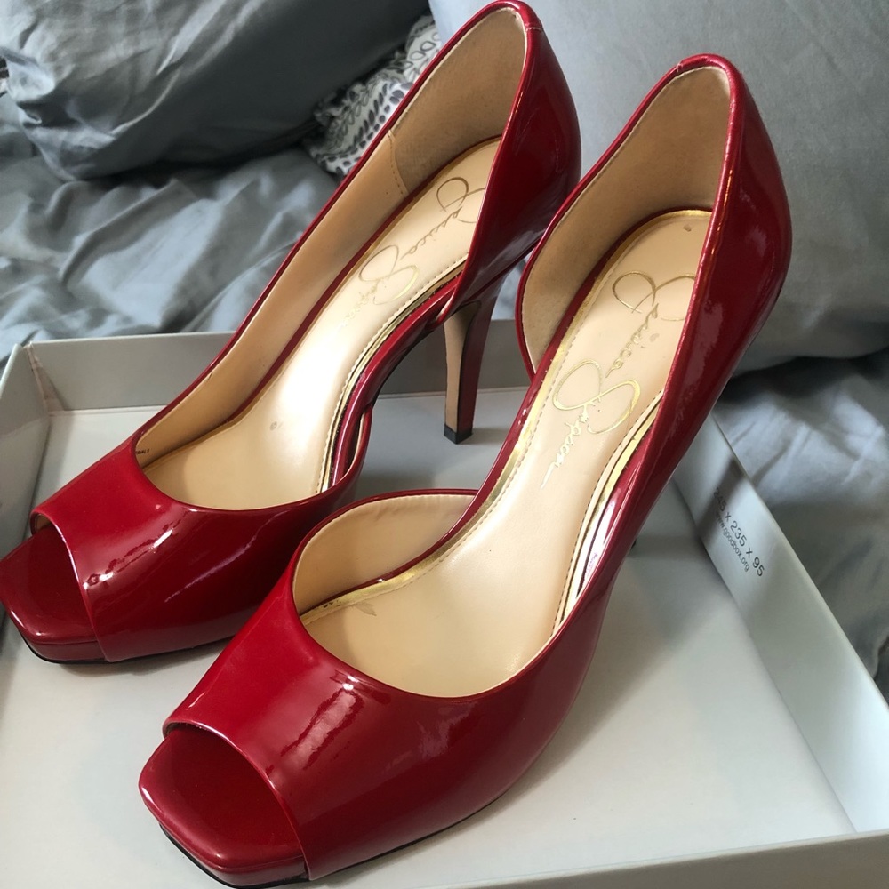 Jessica Simpson Really Red Patent heels